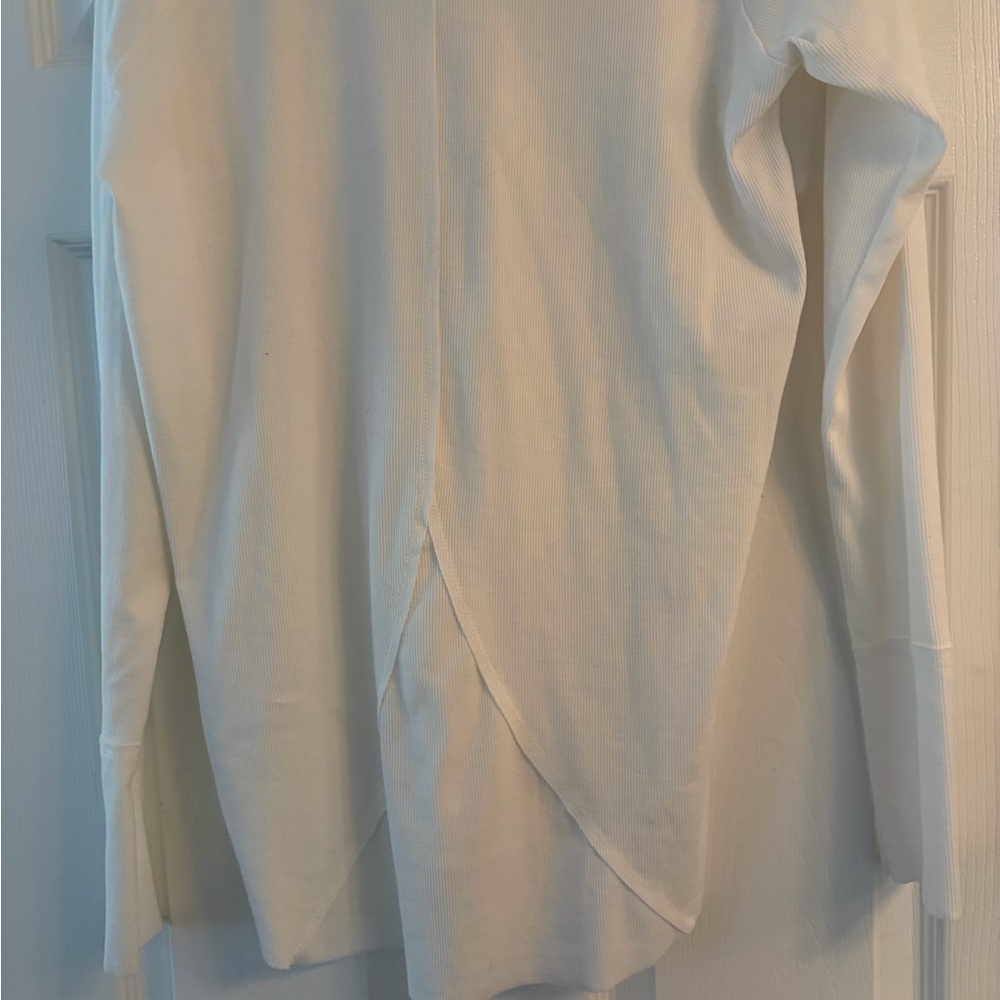 Easel white Long Sleeve Top - Picture 4 of 4